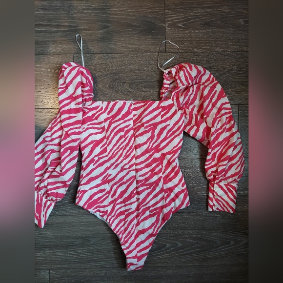 Zara ANIMAL PRINT BODYSUIT size M - Picture 7 of 15